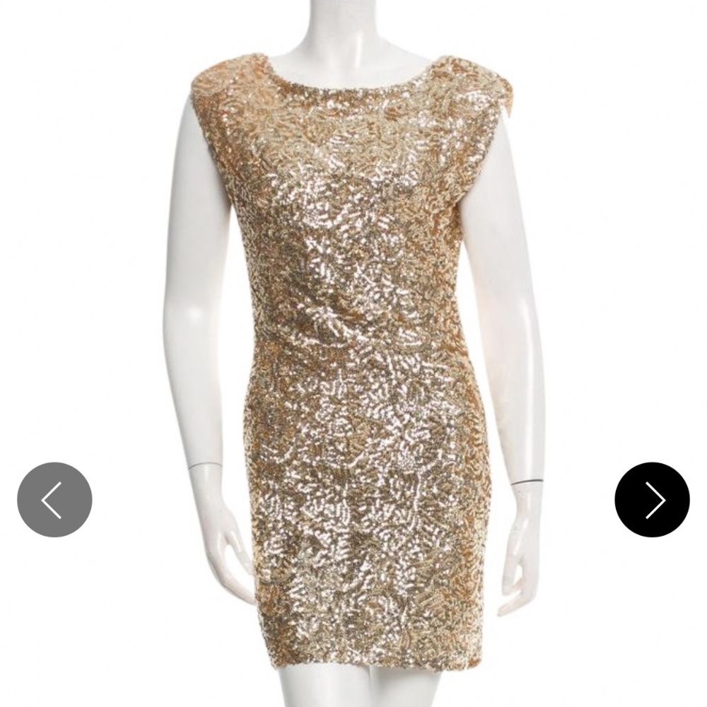 Beautiful gold sequined Alice + Olivia keyhole mini dress XS